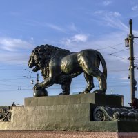 Львы Дворцовой пристани :: Татьяна Машошина