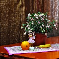 Девочка на фоне :: Юрий Гайворонскiий