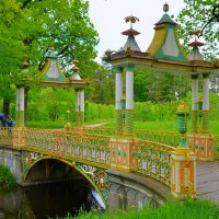 Рядом с Чудом... :: Sergey Gordoff