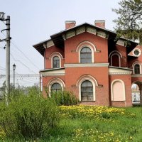 Стрельна. Вокзал :: Наталья Герасимова