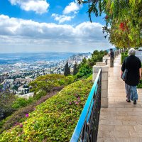 Прогуливаясь по Хайфе :: Эмиль 