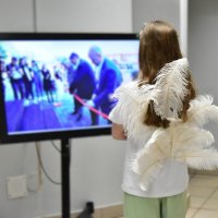 Ребенок смотрит. :: Наталья Вязигина