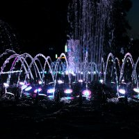 ночной фонтан :: Георгий Никонов