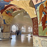 В храме Всех Святых. :: Валерия Комова