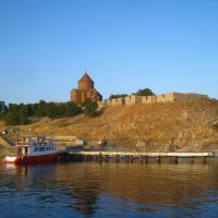 Церковь святого Креста на острове Ахтамар, Турция. :: unix (Илья Утропов)