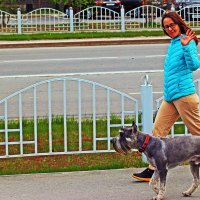 Июнь,..На прогулке с песиком1 :: Владимир 