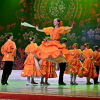 Танцуют все! :: Владимир Куликов