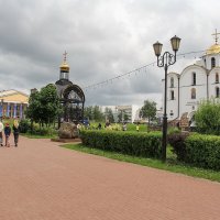 *** :: Роланд Дубровский