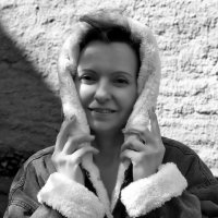 Притаившись уютно от ветра... :: Валерий Паршин Притаившись уютно от ветра... :: Валерий Паршин