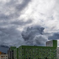 14 июня 2025 года на Москву и Подмосковье обрушился сильный ливень с грозами и ветром :: Валерий Иванович