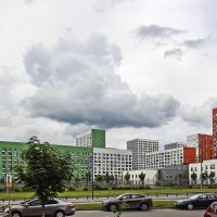 Зацепилось облако за дом :: Валерий Иванович Зацепилось облако за дом :: Валерий Иванович