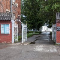 Боровичский Свято-Духов монастырь, Главный вход в монастырь :: Gen 