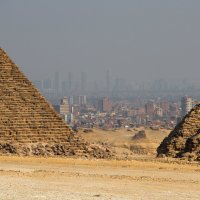 контрасты мегаполиса :: Игорь 