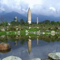 Три пагоды в китайском городе Дали. :: unix (Илья Утропов)