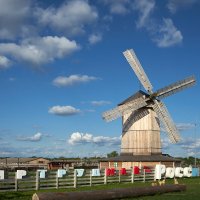 Ветряная мельница в селе Бариновка :: Олег Манаенков