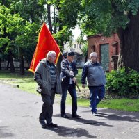 "А в общем, надо просто помнить долг от первого мгновенья до последнего." :: AleksSPb Лесниченко