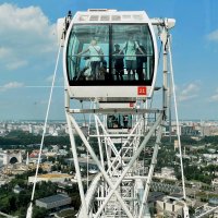 Максимальная высота колеса обозрения "Солнце" :: Татьяна Помогалова