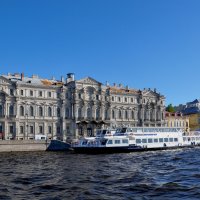 Ново-Михайловский дворец :: Татьяна Машошина