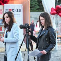 сейчас возьмем интервью :: Олег Лукьянов