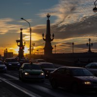 Вечерний Петербург. Дворцовая набережная. :: Игорь Викторов