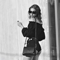 Вся в чёрном (3) :: Игорь Парв