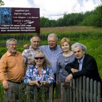 Удмуртия - мои ДРУЗЬЯ читают стихи Олег Поскрёбышев :: Владимир Максимов