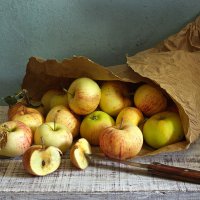 Кулёк яблок :: Наталья S