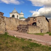 Изборская крепость :: skijumper Иванов