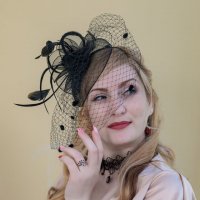 Элегантный жест в нескучном саду :: Валерий Паршин Элегантный жест в нескучном саду :: Валерий Паршин