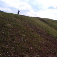 Мотоциклист в горах :: Екатерина Панова