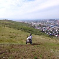 Мотоциклист в горах :: Екатерина Панова