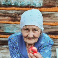 Яблочко будешь? :D :: Alexey_Ph5624 