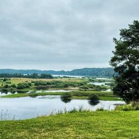 на крутом берегу :: Сергей Б.