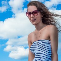 Игривая в небесах :: Евгений Колотилин