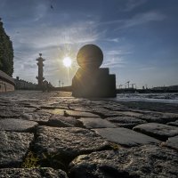 Солнце в городе :: Дмитрий Иванов