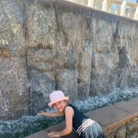 Водопад-фонтан на Манежной площади :: Alexandra Sakharova