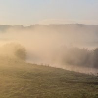Солнечный рассвет и туманное утро на реке Миасс (панорама). :: Алексей Трухин