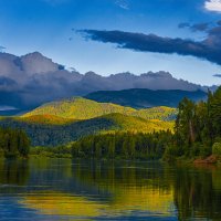 Вечерние блики на горах. :: юрий Амосов Вечерние блики на горах. :: юрий Амосов