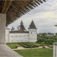 Митрополичий сад Ростовского кремля. :: Александр Максимов