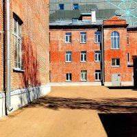 Город. Дома. Тень. :: Любимова Ольга 