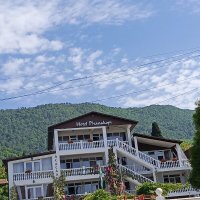 Домик в Новом Афоне :: Татьяна Пальчикова