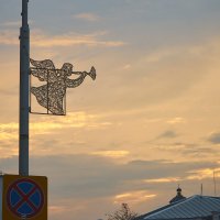 Ульяновск. Архангел с трубой :: Олег Манаенков