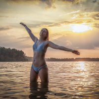 Девушка на Истре :: Павел Спиваков 