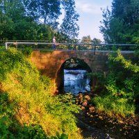 Гранитный мост :: Сергей Кочнев