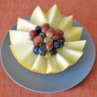 Приметы лета. Дыня и виноград :: Сергей М 