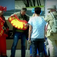 Ах гармонь, играй, играй :: Владимир Шошин