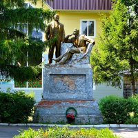 Алатырь. Памятник "Ленин и Горький". :: Пётр Чернега