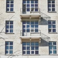 Симметрия, тени. :: Любимова Ольга 