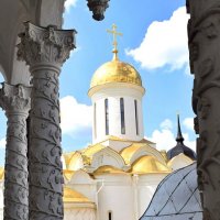 Купола в России кроют чистым золотом, чтобы чаще Господь замечал - В.Высоцкий. :: Татьяна Помогалова