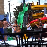 В парке :: Юрий Гайворонскiий В парке :: Юрий Гайворонскiий